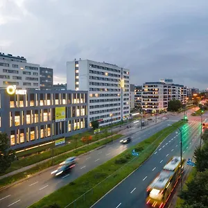 Hotel O3hotel, Varsavia
