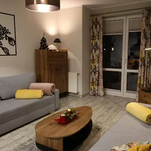 https://trzy-magnolie-villa-park.szklarskaporebahotels.net
