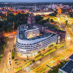 Doubletree By Hilton Отель Вроцлав