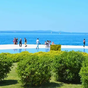 & Room's Anni Casa de hóspedes Zadar